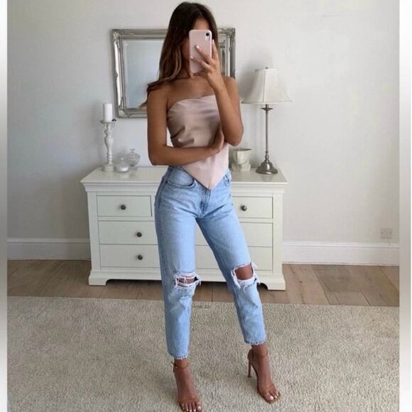 Zara High Rise Ripped Mom Jeans Blogger Favorite Light Wash Women’s Size 4 EUC - Picture 1 of 6